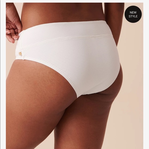 La Vie En Rose Bikini Set - Picture 3 of 12